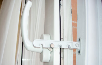 оконный ограничитель гребенка московская область